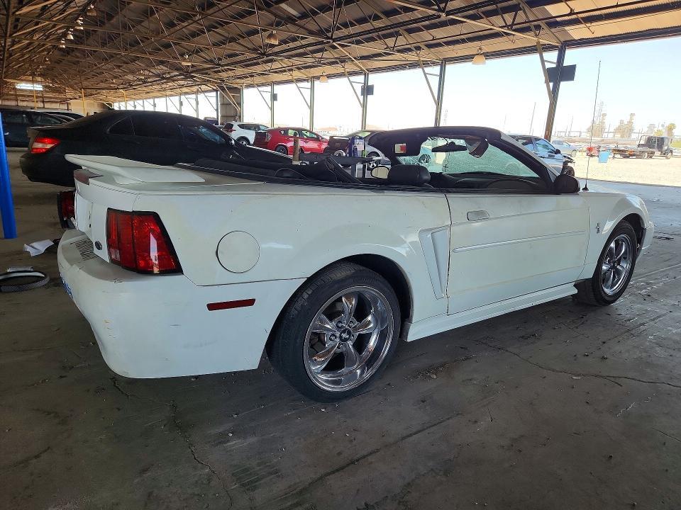 2000 FORD MUSTANG — Фото 3 из 12