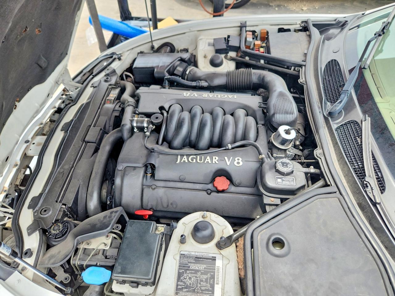 1998 JAGUAR XK8 — Фото 11 из 12
