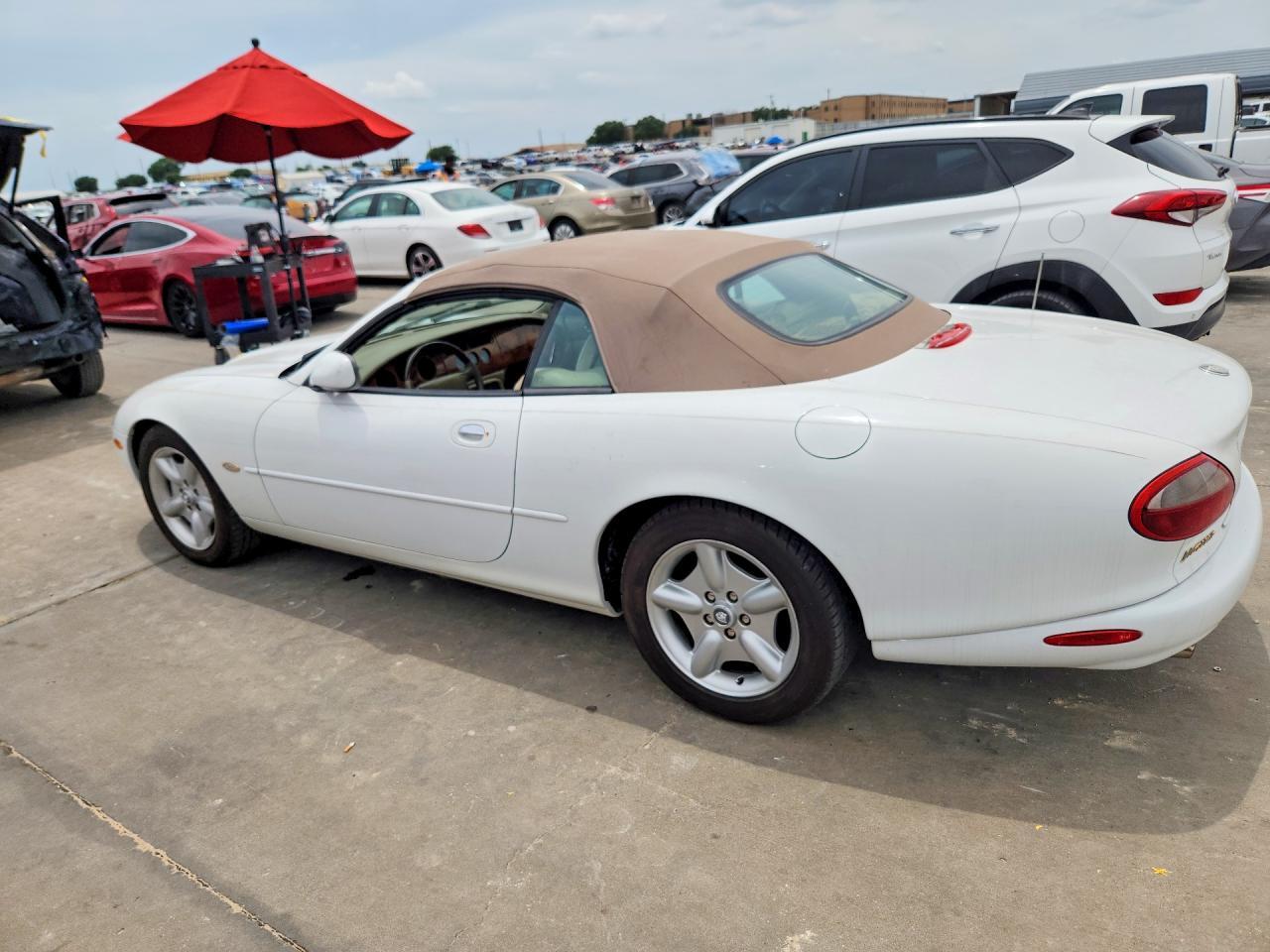 1998 JAGUAR XK8 — Фото 2 из 12