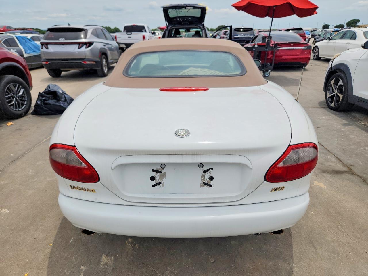 1998 JAGUAR XK8 — Фото 6 из 12