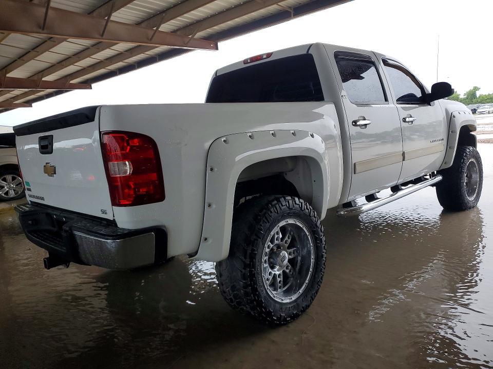 2011 CHEVROLET SILVERADO C1500 LS — Фото 3 из 12