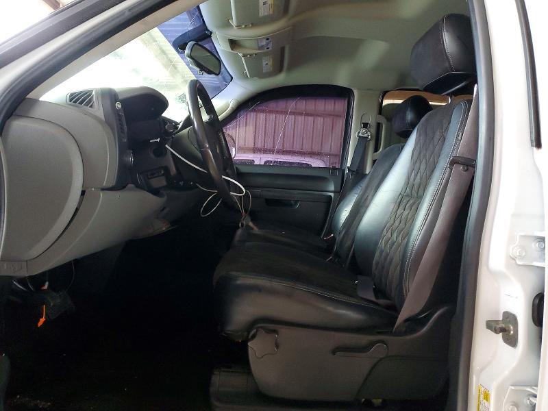 2011 CHEVROLET SILVERADO C1500 LS — Фото 7 из 12