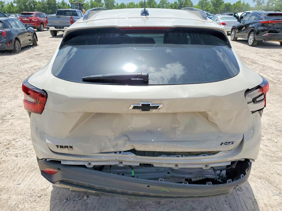 2026 CHEVROLET TRAX 2RS — Фото 6 из 13