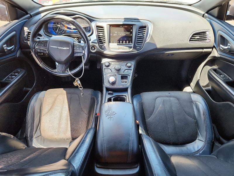 2015 CHRYSLER 200 S — Фото 8 из 12