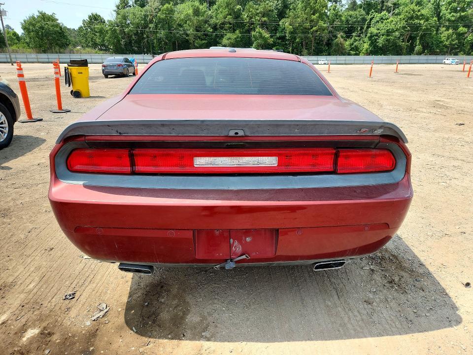 2014 DODGE CHALLENGER R/T — Фото 6 из 12