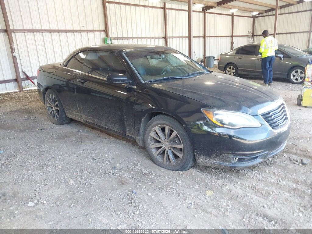 1C3BCBGG1DN712125 2013 CHRYSLER 200 photo no. 1