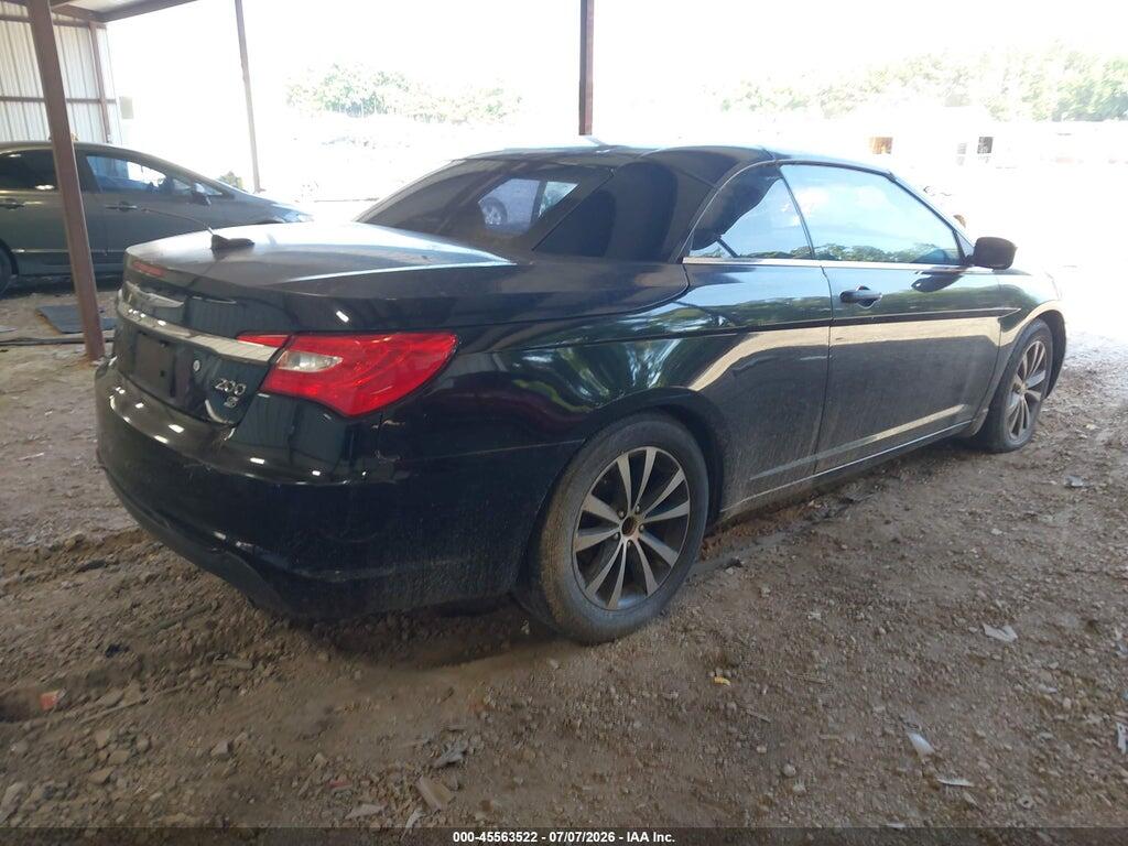 1C3BCBGG1DN712125 2013 CHRYSLER 200 photo no. 4