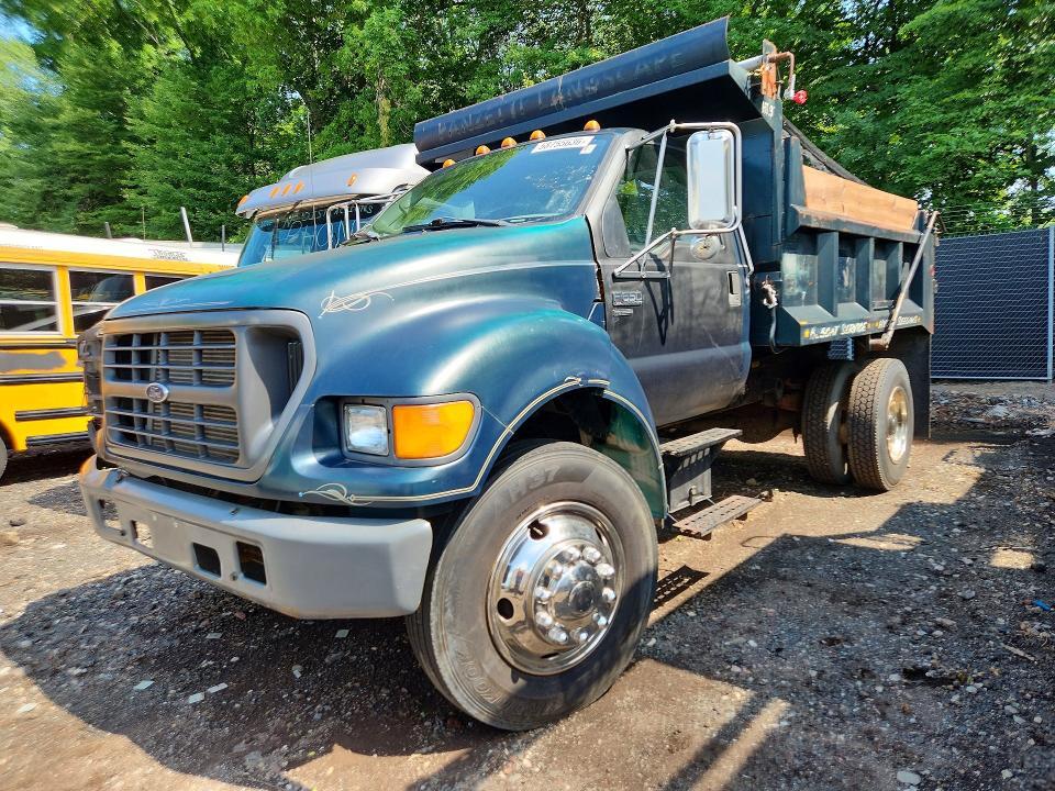 2000 FORD F650 3FDNF6563YMA30912