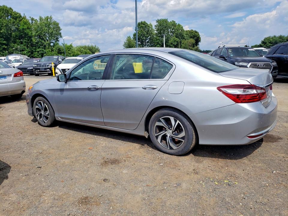 2017 HONDA ACCORD LX — Фото 2 из 12