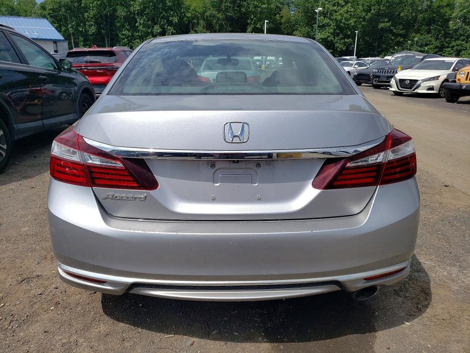 2017 HONDA ACCORD LX — Фото 6 из 12