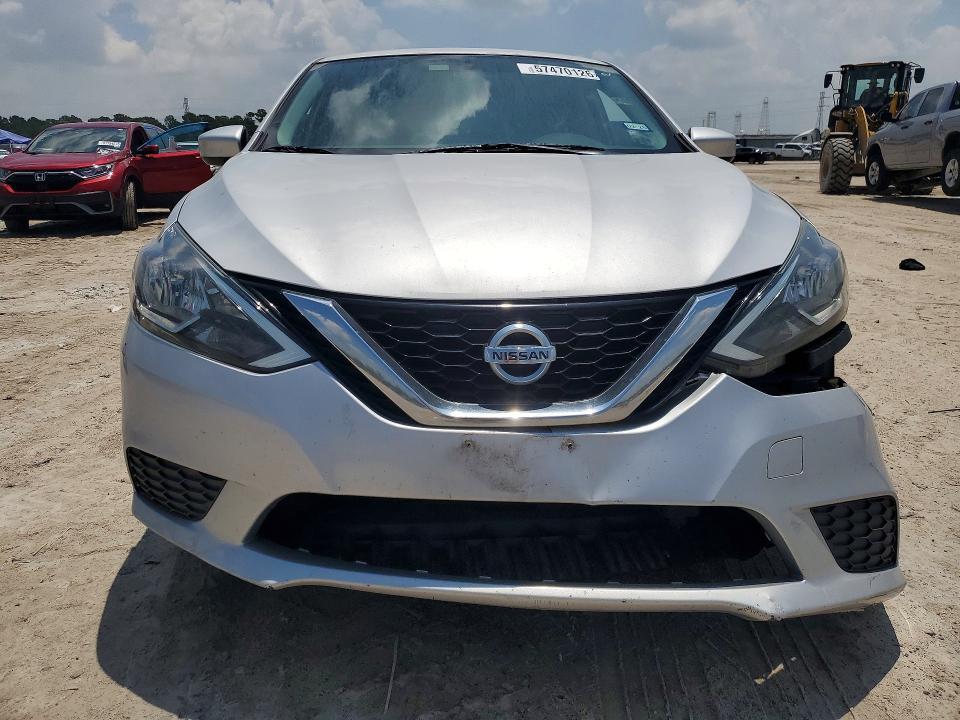 2019 NISSAN SENTRA SV — Фото 5 из 12