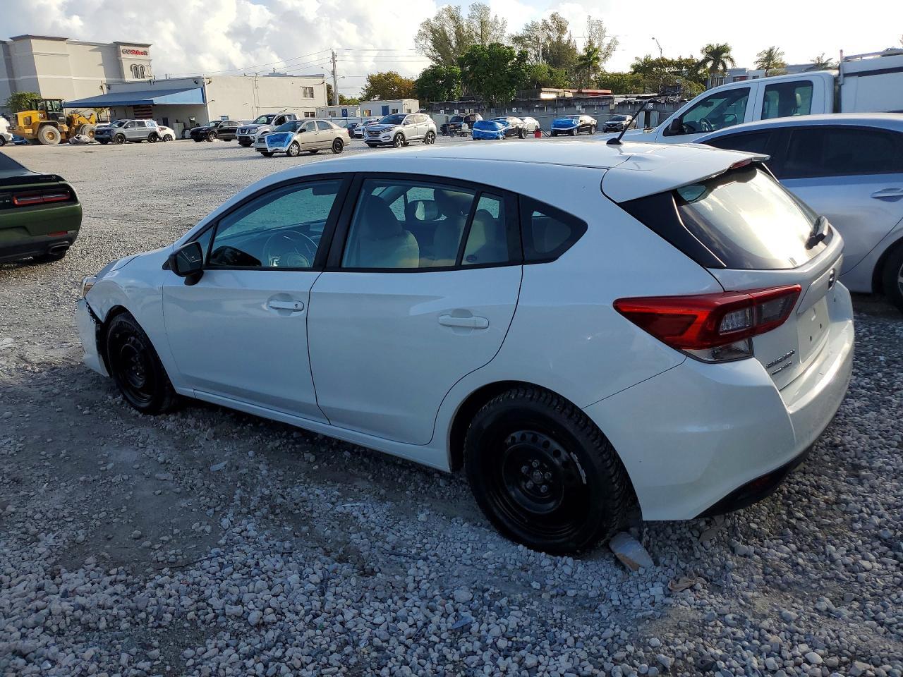 2022 SUBARU IMPREZA — Фото 2 из 12
