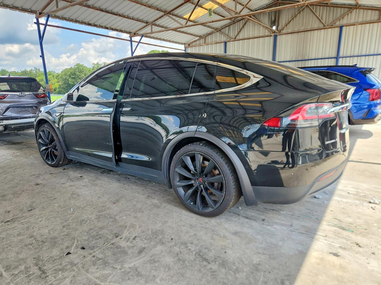 2016 TESLA MODEL X — Фото 2 из 13