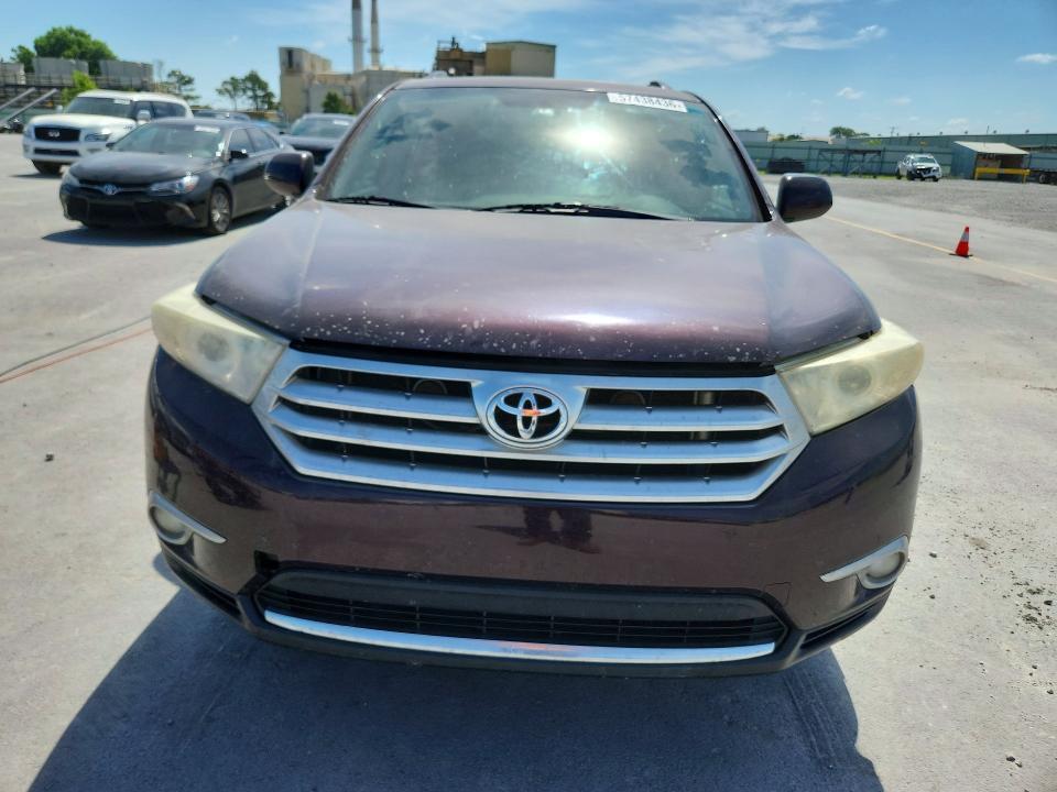2011 TOYOTA HIGHLANDER SE — Фото 5 из 13