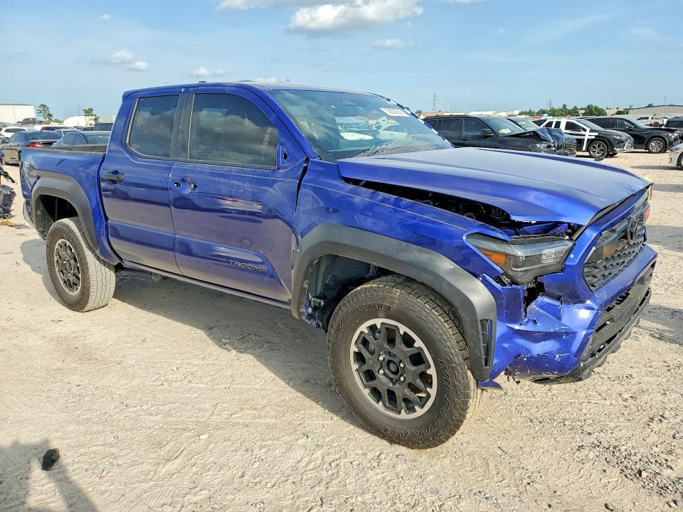 2025 TOYOTA TACOMA — Фото 4 из 13