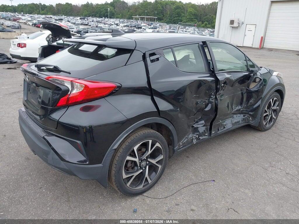 JTNKHMBX2J1010152 2018 TOYOTA C-HR photo no. 4