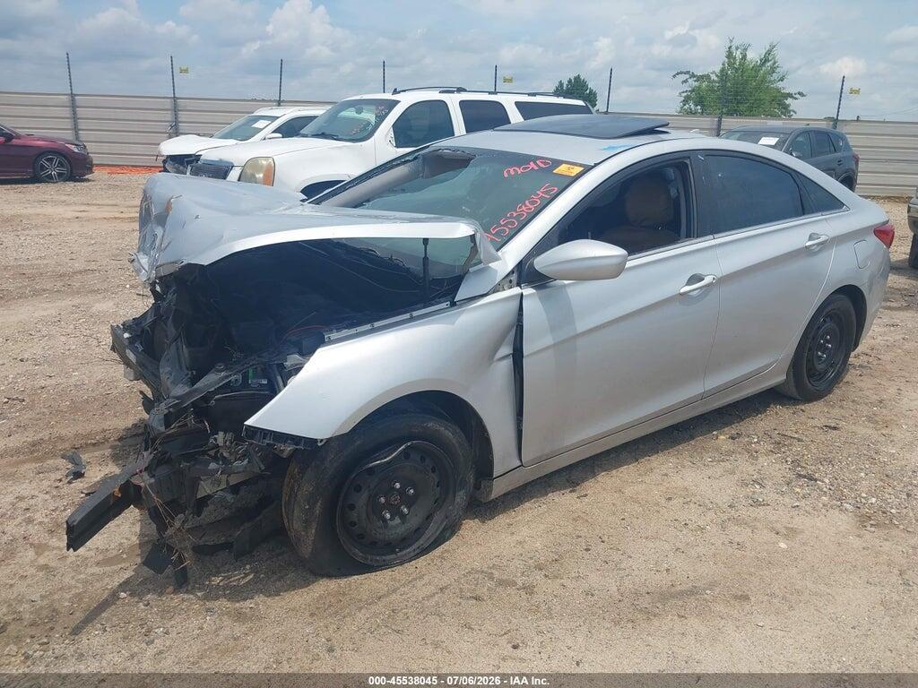 5NPEB4ACXCH479762 2012 HYUNDAI SONATA photo no. 2