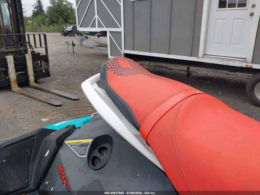 00000YDV85455F717 2017 SEA DOO OTHER photo no. 8