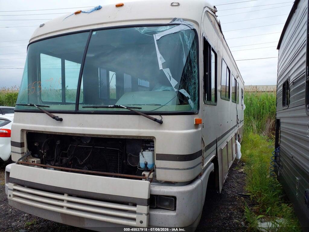 1GBKP37N4N3300741 1992 CHEVROLET P30 photo no. 2