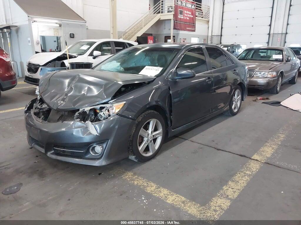 4T1BF1FK5CU030786 2012 TOYOTA CAMRY photo no. 2