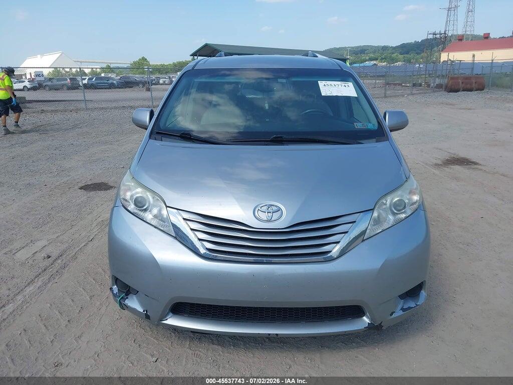 5TDKK3DC8FS682673 2015 TOYOTA SIENNA photo no. 12