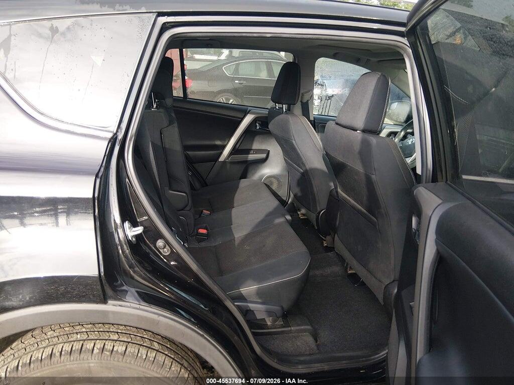 2T3RFREVXHW551638 2017 TOYOTA RAV4 photo no. 8