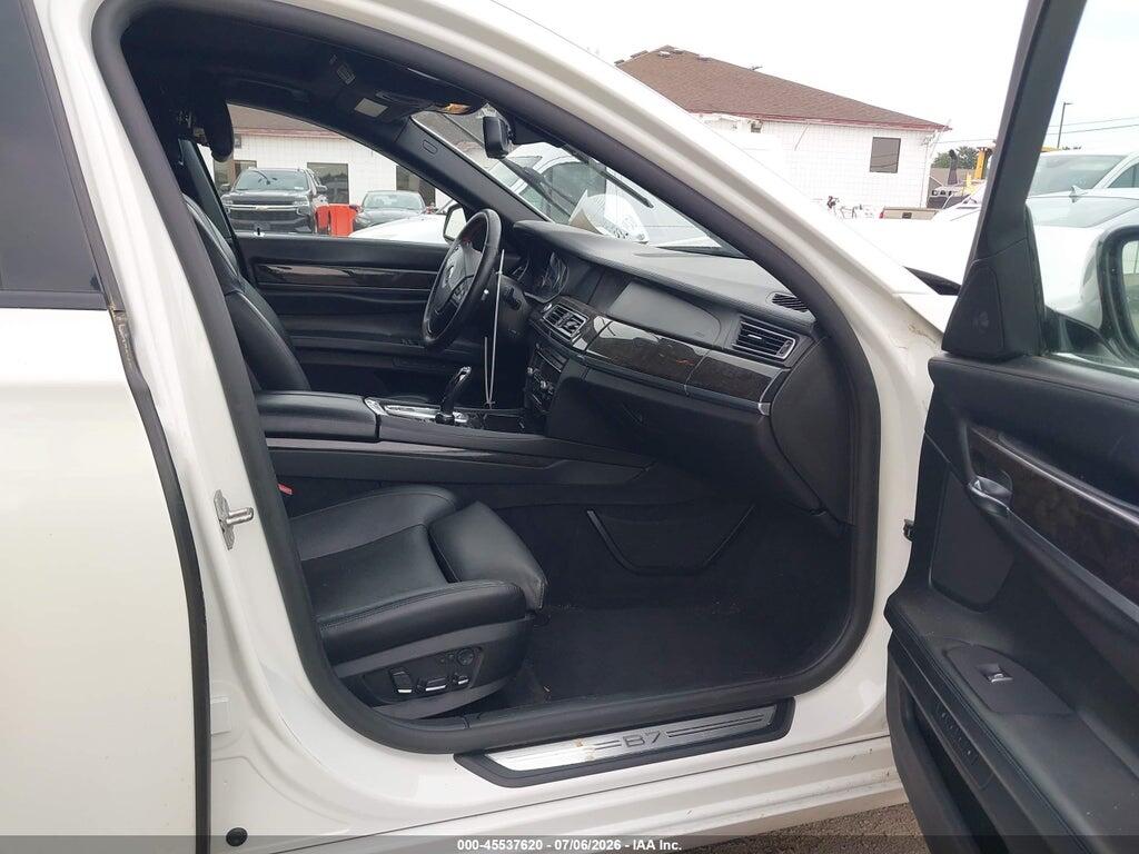 WBAKA8C56CC447024 2012 BMW 750I photo no. 5