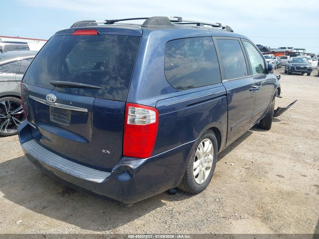 KNDMB233686207577 2008 KIA SEDONA photo no. 4