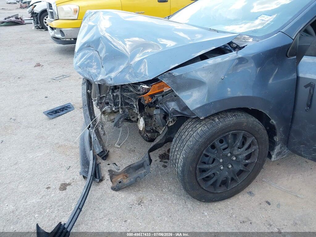 5YFBURHE6HP724312 2017 TOYOTA COROLLA photo no. 6