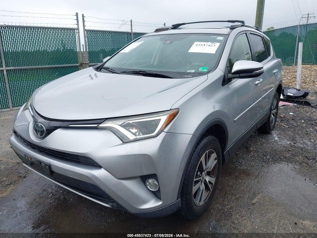 JTMRFREV2JJ235199 2018 TOYOTA RAV4 photo no. 2
