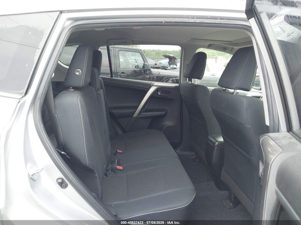 JTMRFREV2JJ235199 2018 TOYOTA RAV4 photo no. 8