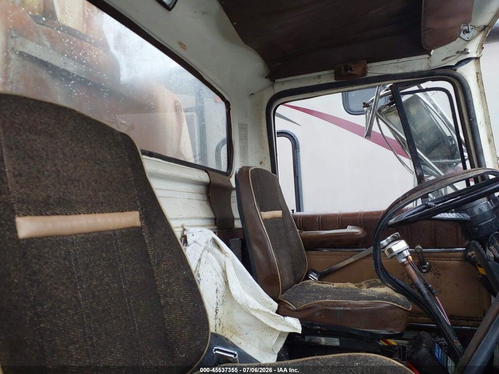 1FDYW80U7FVA66152 1985 FORD N-SERIES photo no. 7