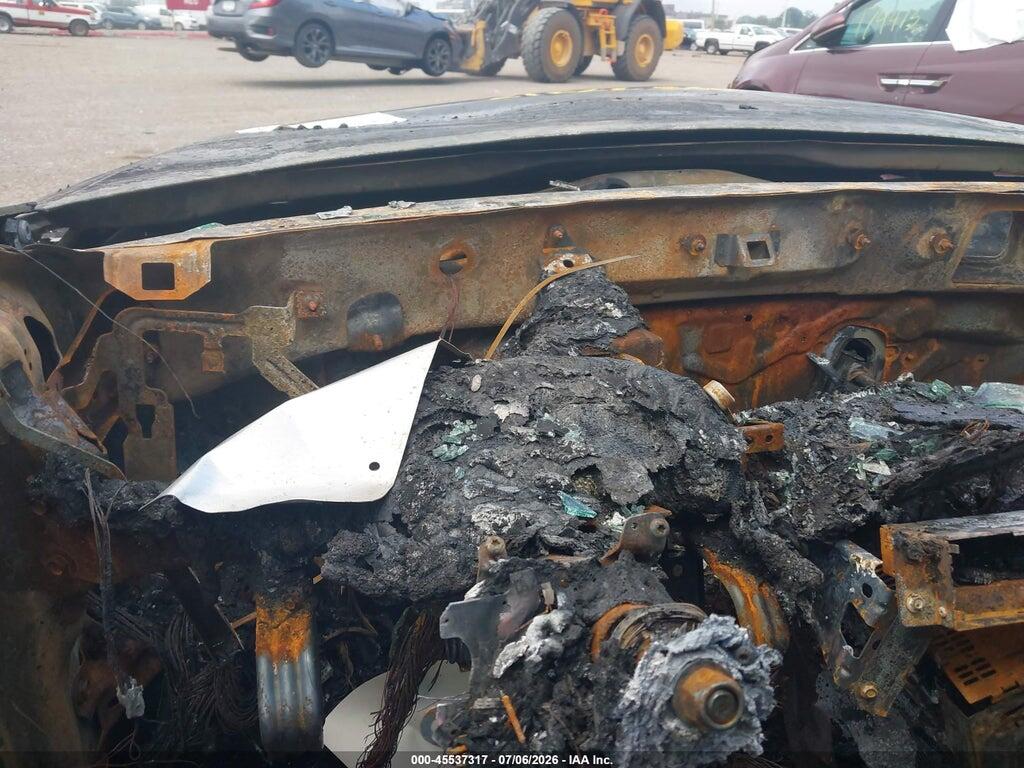 3FAHP0JAXBR200625 2011 FORD FUSION photo no. 6