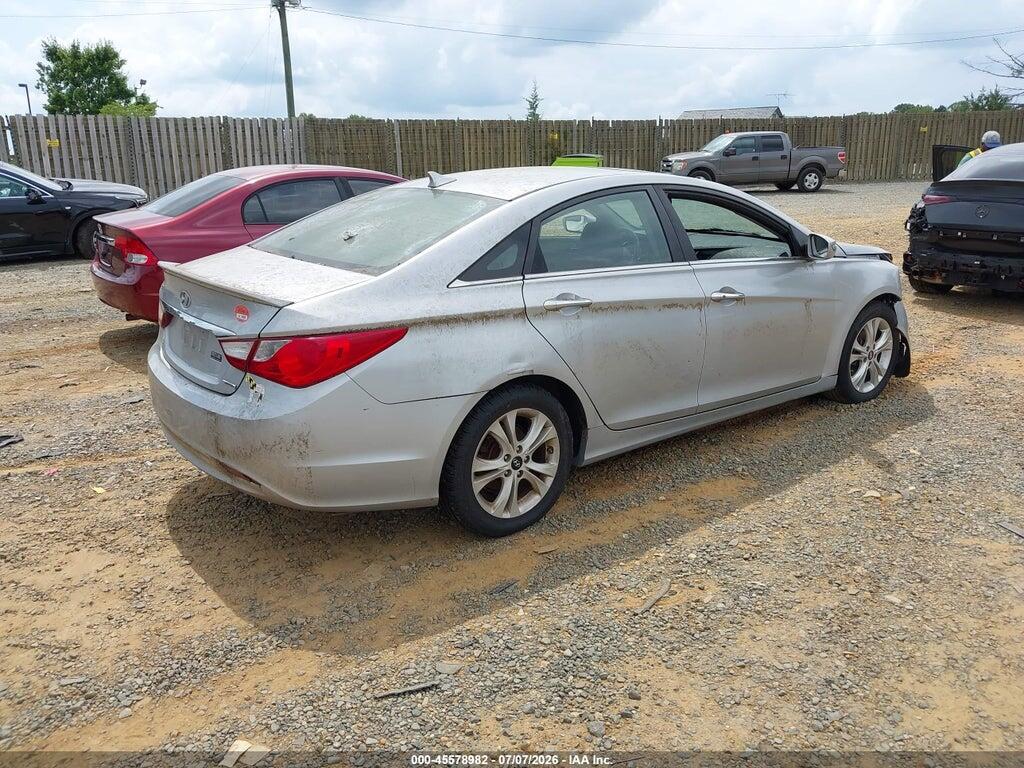 5NPEC4ACXBH254530 2011 HYUNDAI SONATA photo no. 4