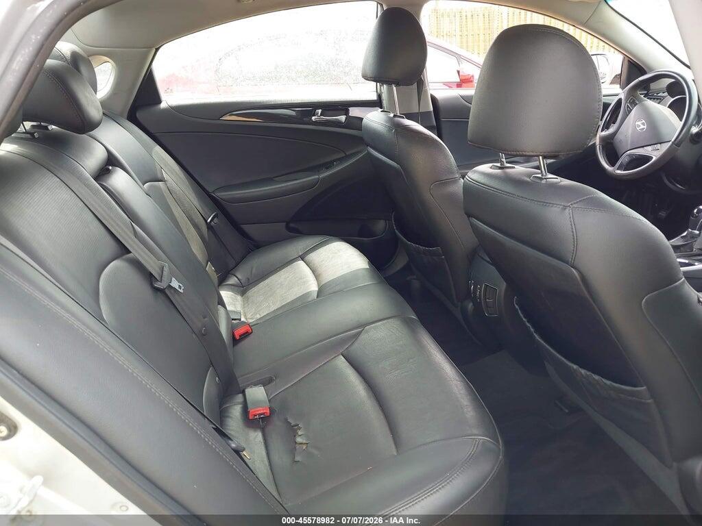 5NPEC4ACXBH254530 2011 HYUNDAI SONATA photo no. 8