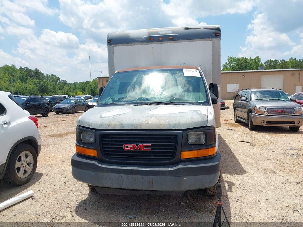 1GDJG31UX41908759 2004 GMC SAVANA CUTAWAY photo no. 12