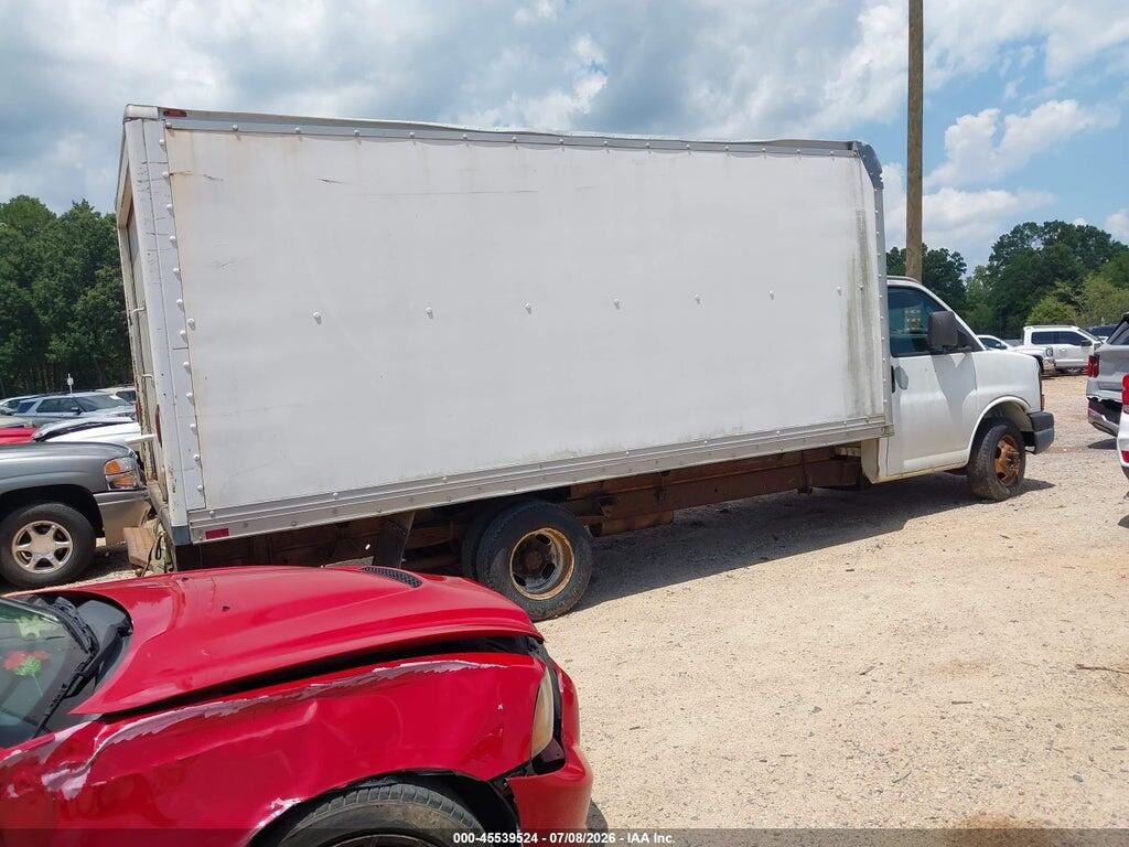 1GDJG31UX41908759 2004 GMC SAVANA CUTAWAY photo no. 4