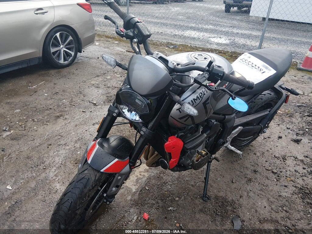 SMTL10UL7PTBL4077 2023 TRIUMPH MOTORCYCLE TRIDENT 660 photo no. 2