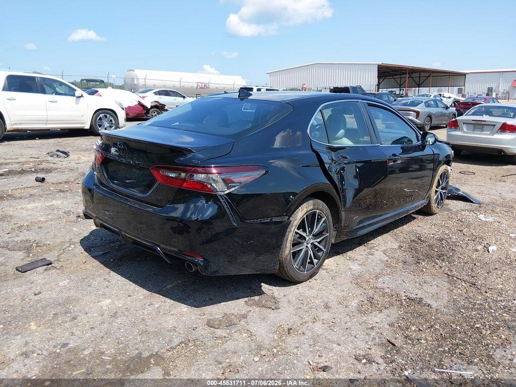 4T1G11AK9NU630743 2022 TOYOTA CAMRY photo no. 4