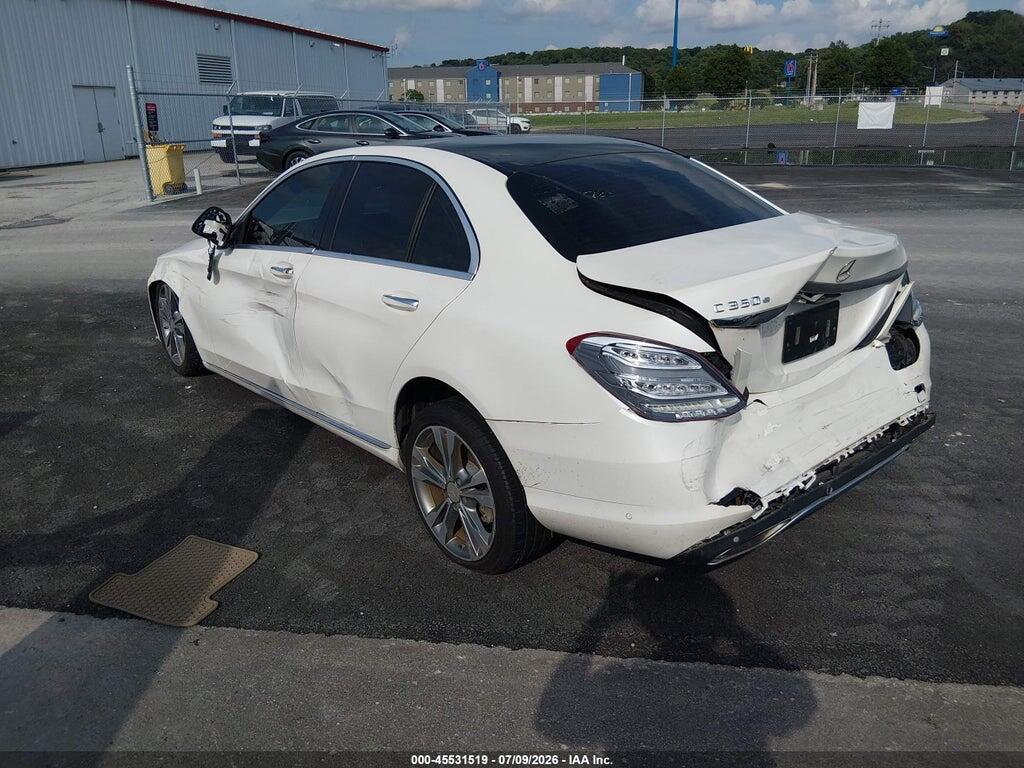 55SWF4HB6GU064124 2016 MERCEDES-BENZ C 350E photo no. 3