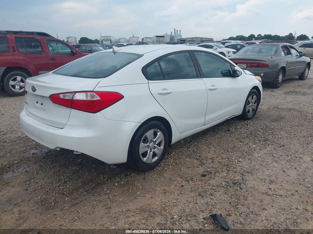 KNAFX4A65F5352452 2015 KIA FORTE photo no. 4