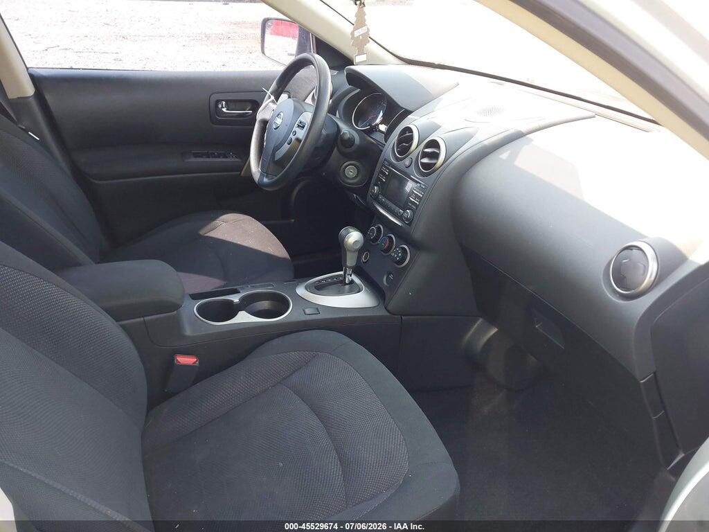 JN8AS5MT5FW150809 2015 NISSAN ROGUE SELECT photo no. 5