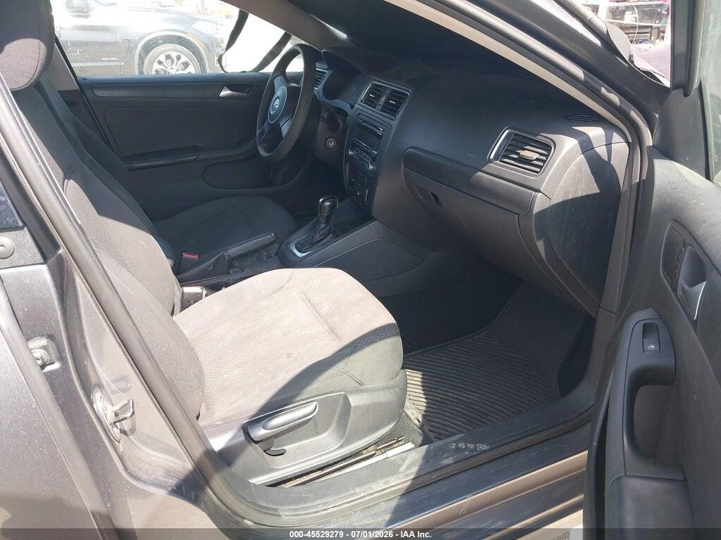 3VW2K7AJ1EM235267 2014 VOLKSWAGEN JETTA photo no. 5