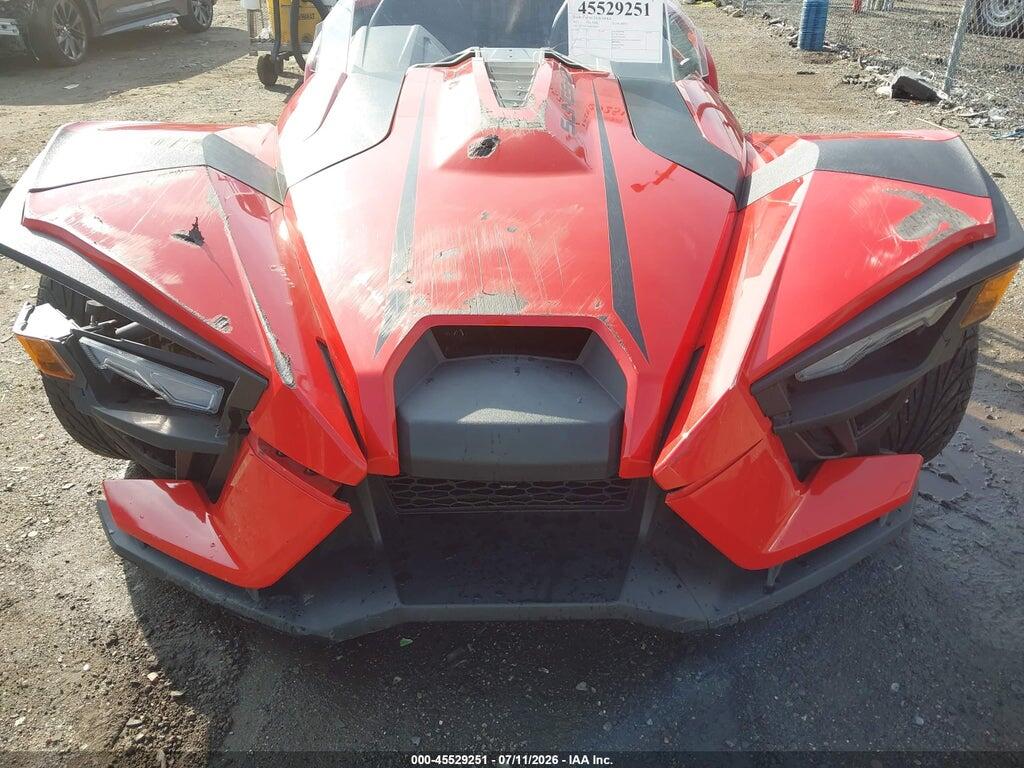 57XAAPHD5M8146054 2021 POLARIS SLINGSHOT photo no. 6