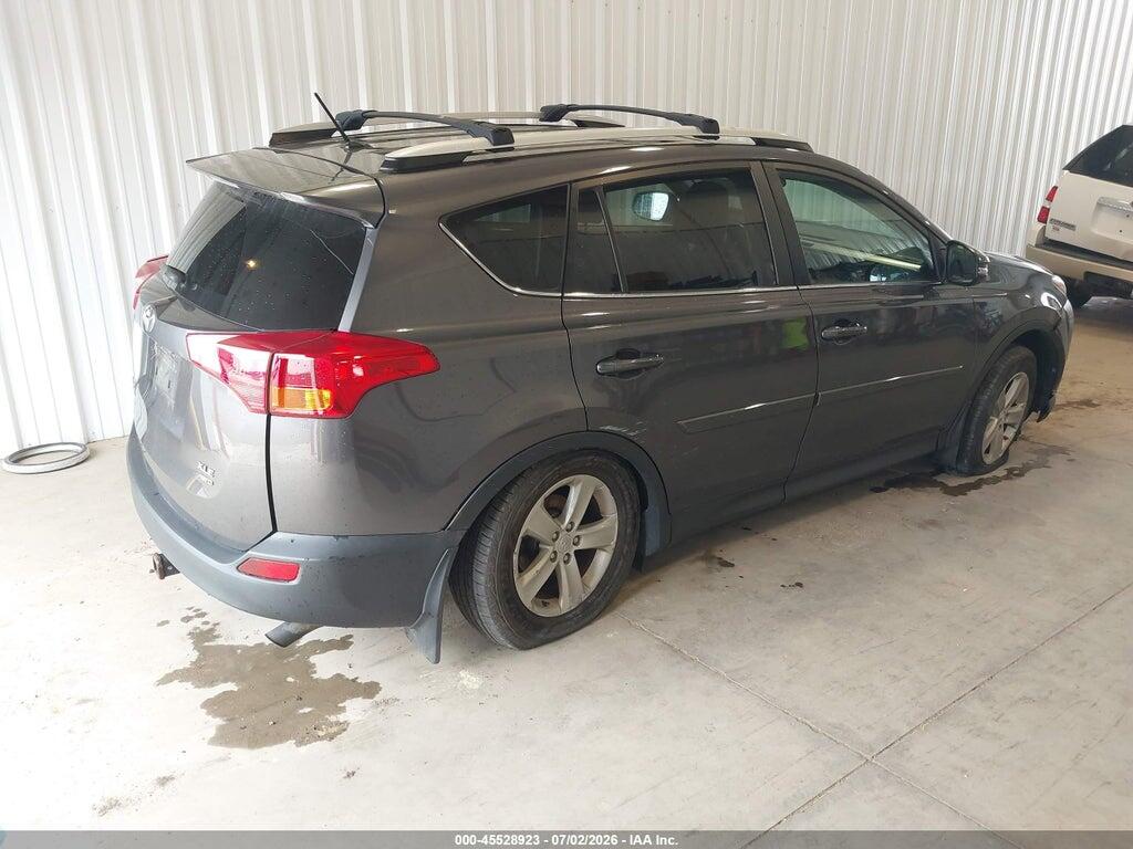 JTMRFREV9D5009822 2013 TOYOTA RAV4 photo no. 4