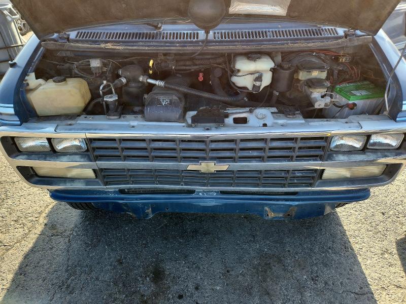 1993 CHEVROLET G20 — Фото 12 из 13