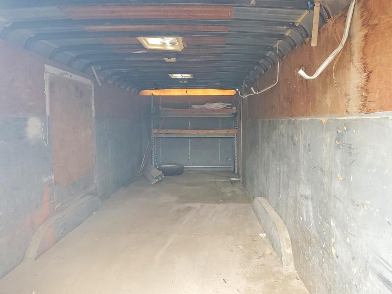 1992 WELLS CARGO ENCLOSED CARGO TRAILER — Фото 6 из 10