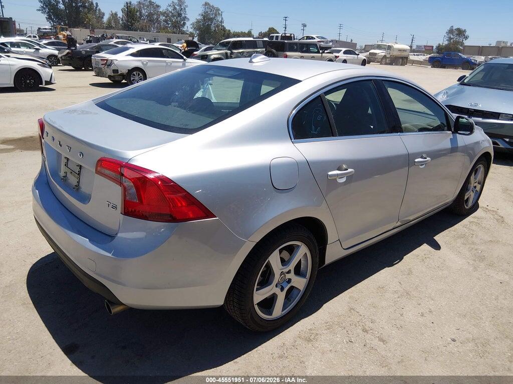 YV1612FS9D1231260 2013 VOLVO S60 photo no. 4