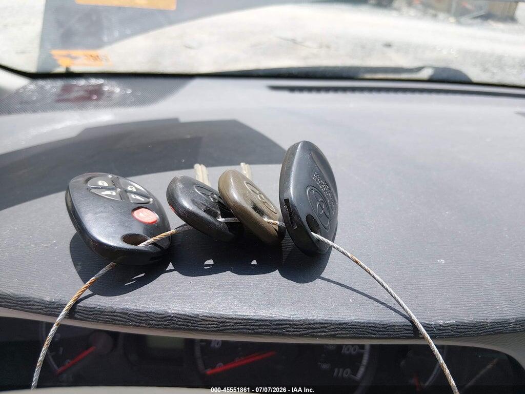 5TDKK3DC6CS258436 2012 TOYOTA SIENNA photo no. 11