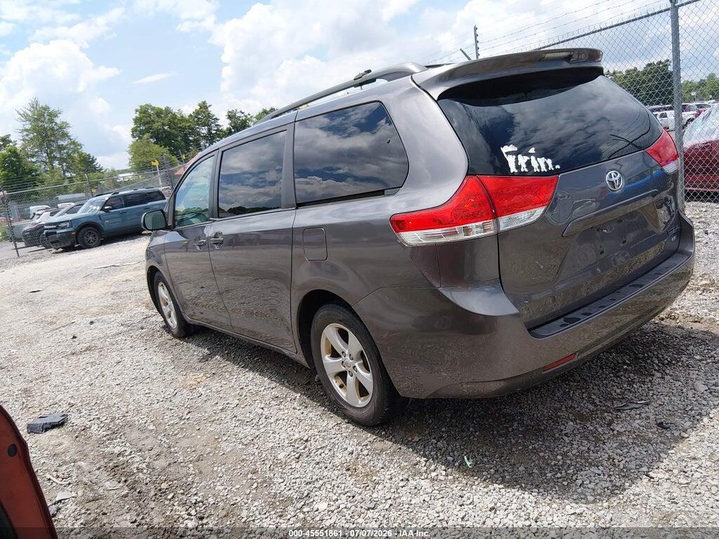5TDKK3DC6CS258436 2012 TOYOTA SIENNA photo no. 3